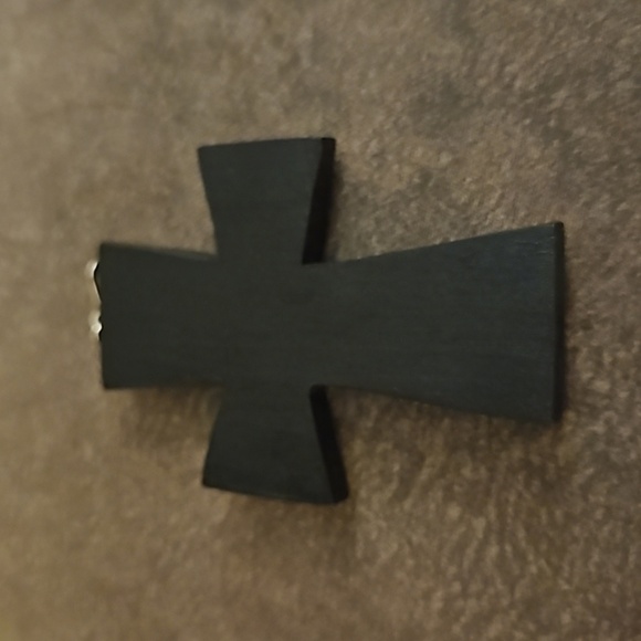 3/$30 Bedazzled Camouflage Wood Cross Pendant - Picture 5 of 5